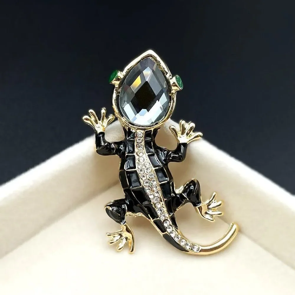 Yellow Gold with White Diamond and Gray Crystal Enamel Lizard Pin Back Brooch
